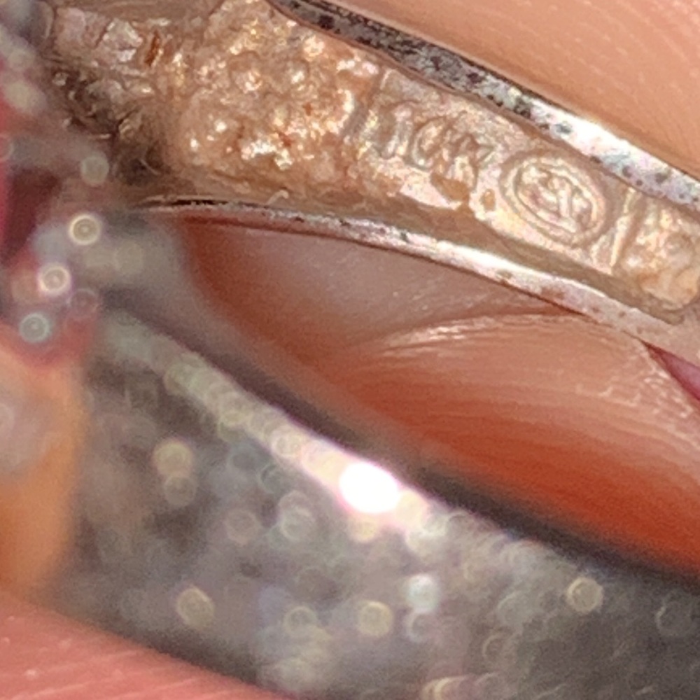 10k diamond ring - Picture 8 of 8